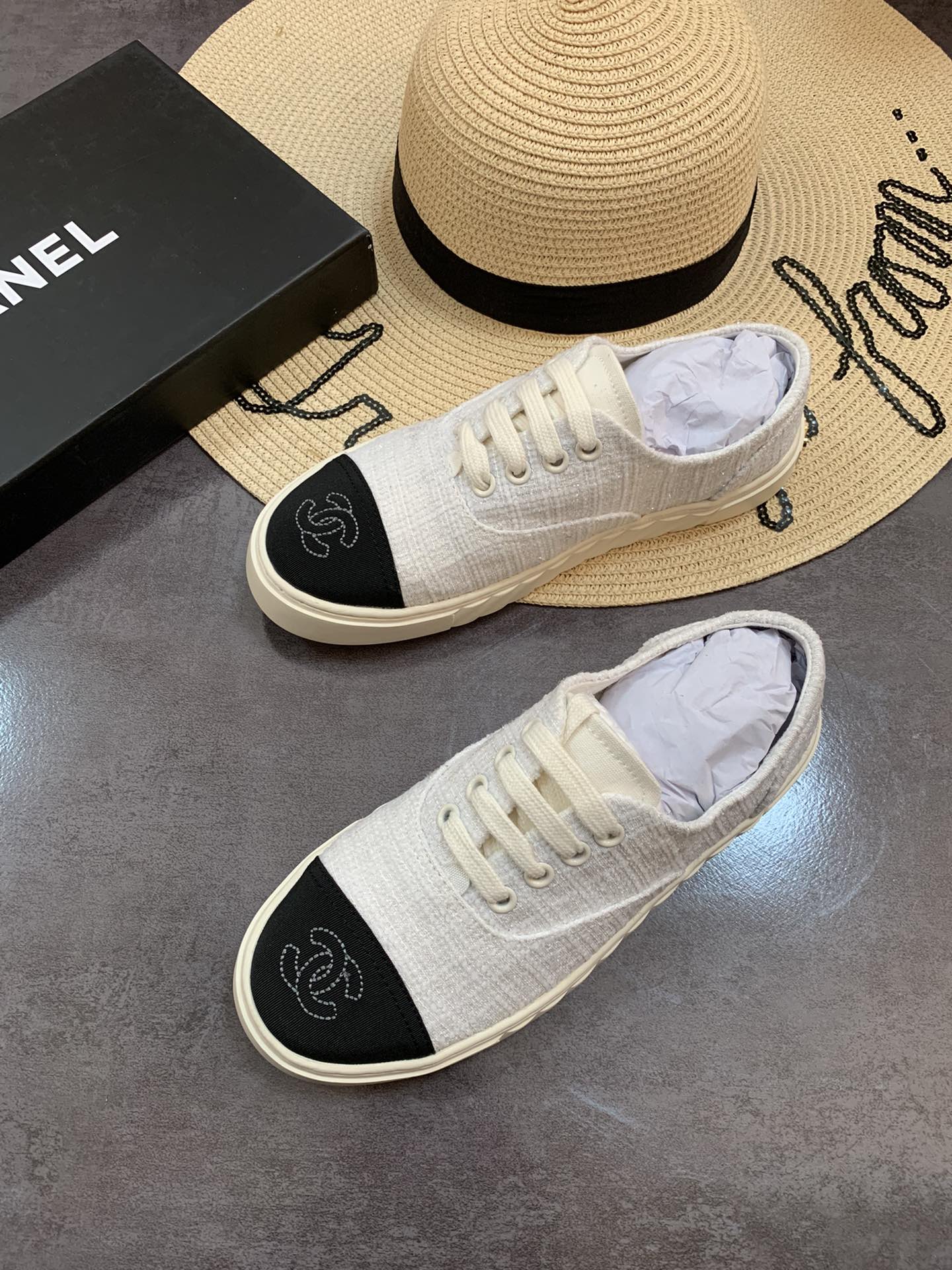 Chanel Cc Sneakers Canvas Mix In White - Image 8