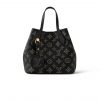 Louis Vuitton Blossom Pm Black 20Cm M23393
