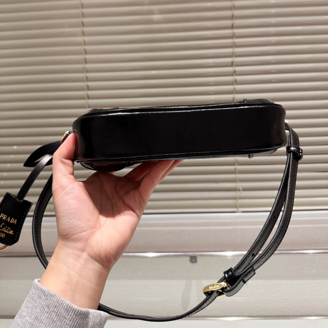 Prada Re Edition 2002 Leather Shoulder Bag Black - Image 6