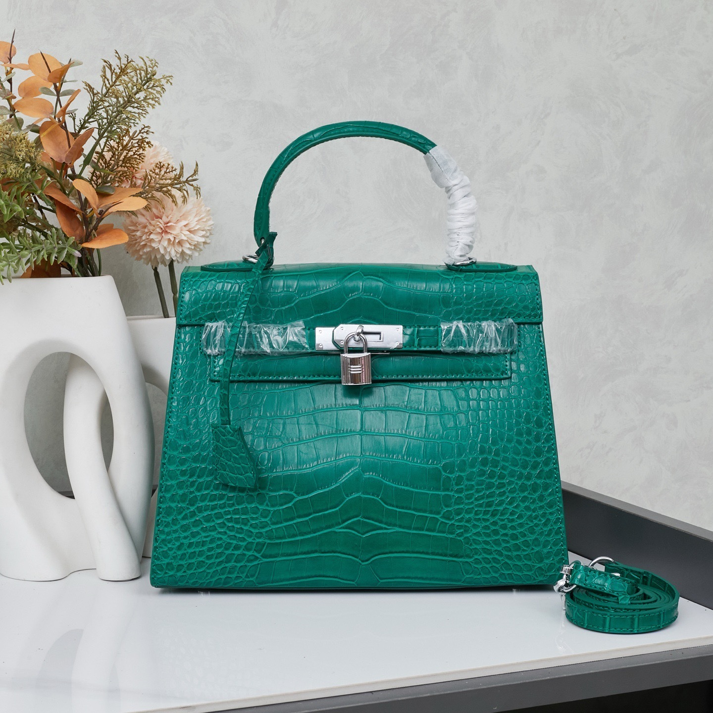 Hermes Kelly 25 Sellier Emeraude Niloticus Lisse Shiny Palladium Hardware - Image 3